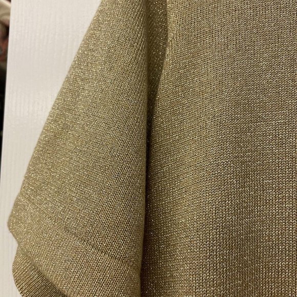 Vintage Patrick Tricot Women's Metallic Gold Sweater Size L. Short Sleeve. - Picture 2 of 6